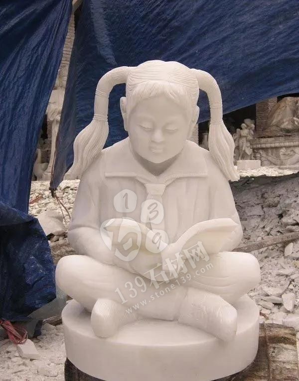 四川寶興網(wǎng)絡(luò)招商推出項(xiàng)目7個(gè)，以漢白玉產(chǎn)業(yè)為主，投資額約118億元