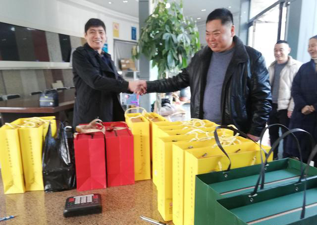 （河南梨花白產區）內鄉縣礦產品交易中心召開資源企業人士座談會